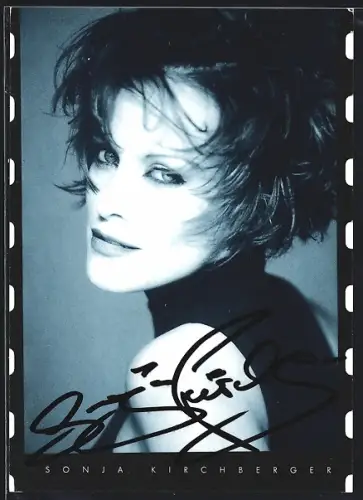 AK Sonja Kirchberger mit Föhnfrisur, Autograph