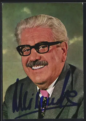 AK Willy Millowitsch lächelt, Autograph