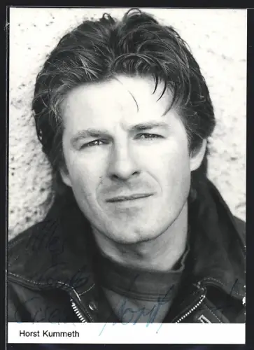 AK Horst Kummeth mit ernstem Blick, Autograph