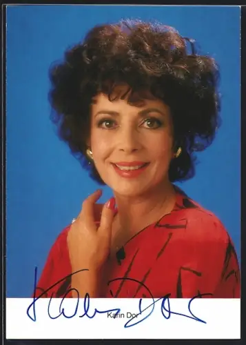 AK Karin Dor mit Lockenfrisur, Autograph