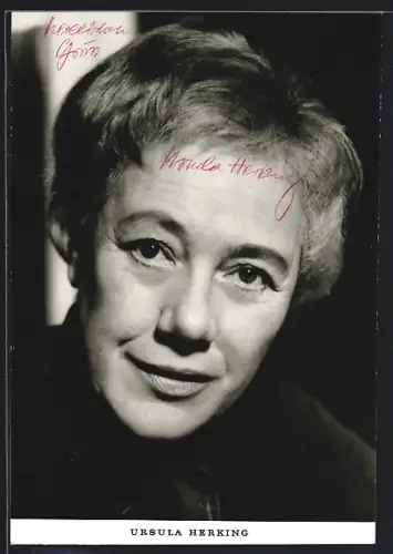 AK Ursula Herking mit erntem Blick, Autograph