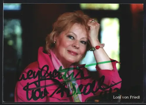 AK Loni von Friedl mit aufgestütztem Kopf, Autograph