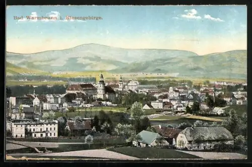 AK Bad Warmbrunn, Gesamtansicht mit Kirche und Umgebung