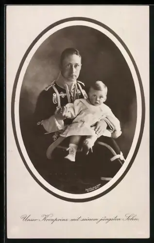 AK Kronprinz Wilhelm von Preussen mit seinem jüngsten Sohne