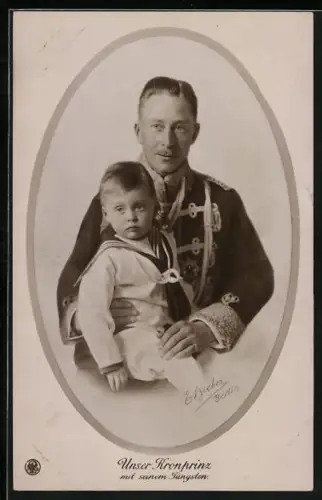 AK Kronprinz Wilhelm von Preussen als Husar mit Prinz Friedrich Georg im Matrosenanzug