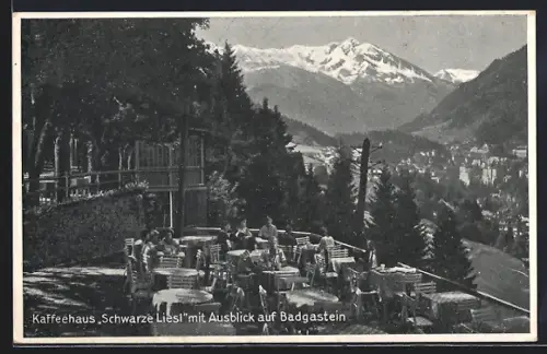 AK Badgastein, Kaffeehaus Schwarze Liesl, Terrasse mit Gästen u. Ortsblick