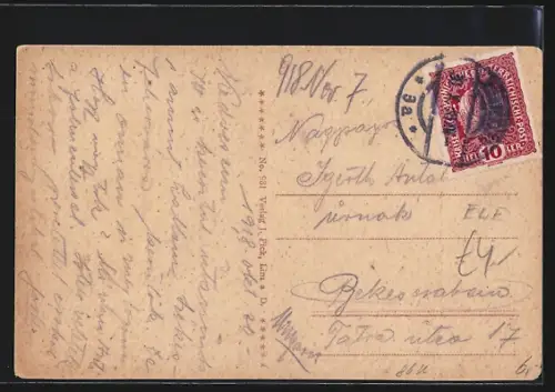 AK Amstetten /N.-Ö., Platz mit Geschäften und Strassenabzweig