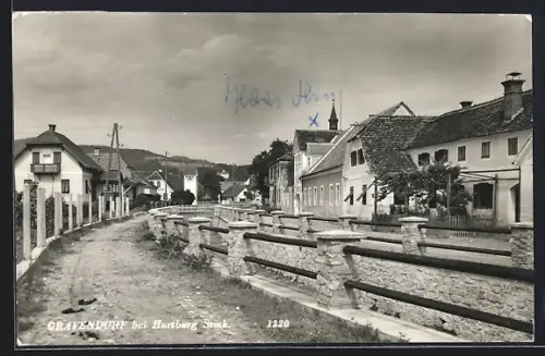 AK Grafendorf bei Hartberg, Strassenpartie mit Fluss