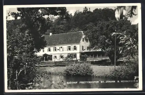 AK St. Johann bei Herberstein, Gasthof Prettenhofer vom Wasser aus
