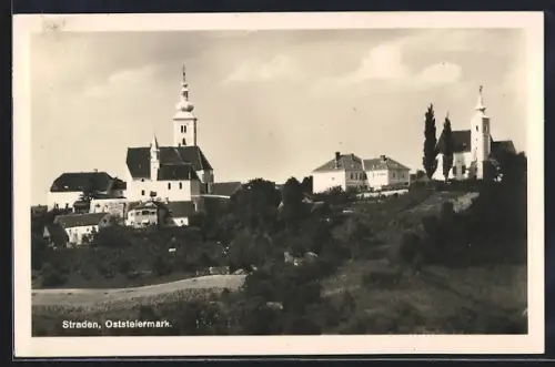 AK Straden /Oststeiermark, Ortspartie mit Kirche