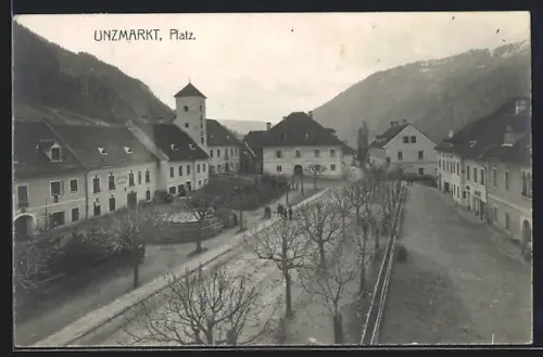 AK Unzmarkt, Platz mit Brunnen
