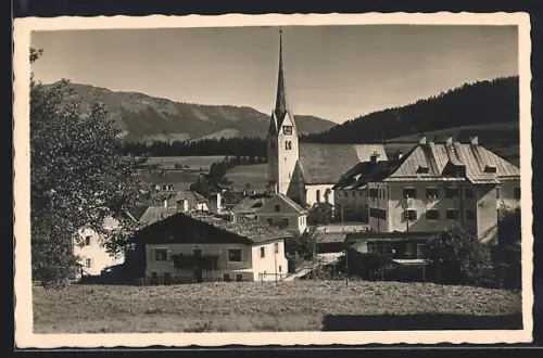 AK Abtenau am Tennengebirge, Ortspartie mit Kirche