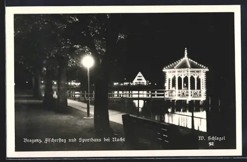 AK Bregenz, Fischersteg und Sporthaus bei Nacht