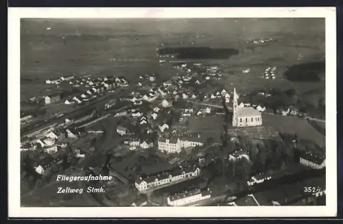 AK Zeltweg /Stmk., Fliegeraufnahme vom Ort