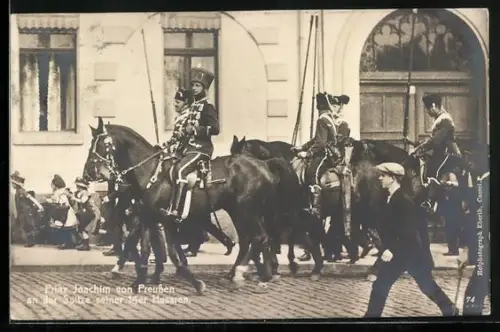 AK Prinz Joachim von Preussen an der Spitze seiner 14er Husaren