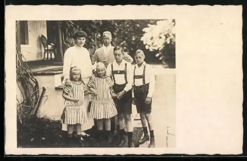 AK Kronprinz Wilhelm von Preussen mit Familie