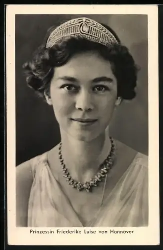 AK Prinzessin Friederike Luise von Hannover mit Diadem