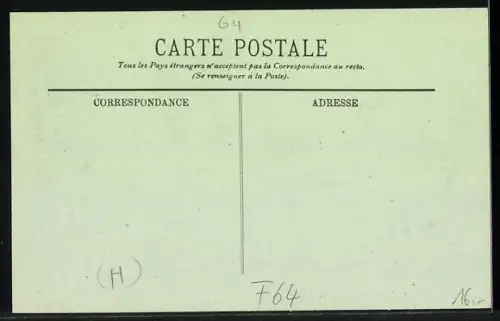 AK Biarritz, La place de la mairie, Pferdekutschen