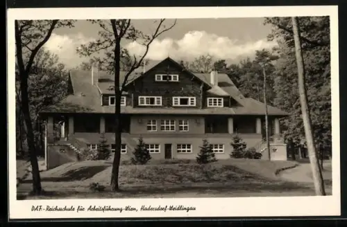 AK Wien-Hadersdorf-Weidlingen, DAF-Reichsschue für Arbeitsführung