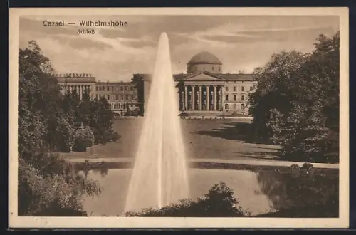 AK Cassel, Wilhelmshöhe, Schloss mit Fontäne