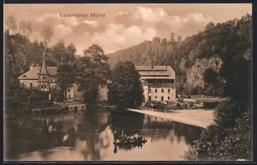 AK Mittweida, Ruderboot setzt über am Ausflugslokal Lauenhainer Mühle