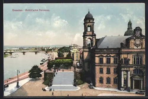AK Dresden, Partie an der Brühl`scher Terrasse mit Elbe