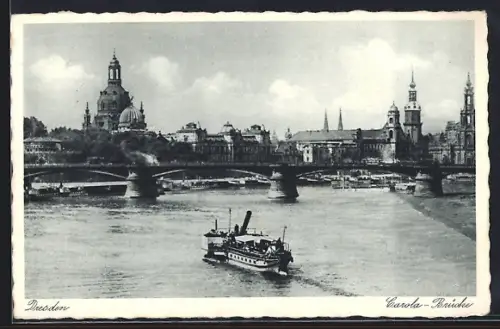 AK Dresden, Dampfer passiert die Carola-Brücke