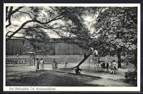 AK Bad Rothenfelde, Rutschende Kinder auf dem Kinderspielplatz