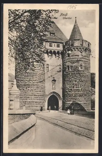 AK Neuss, Obertor