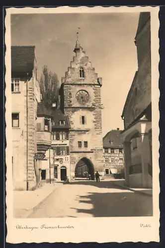 AK Überlingen / Bodensee, Strassenpartie am Franziskanertor