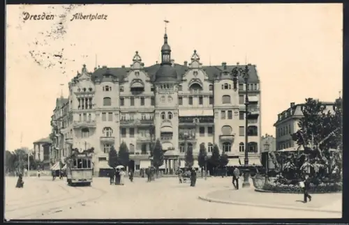 AK Dresden-Neustadt, Strassenbahn am Albertplatz