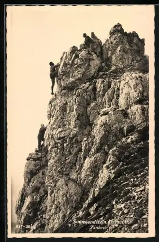 AK Sonnwendstein, Kletterer auf dem Zinken