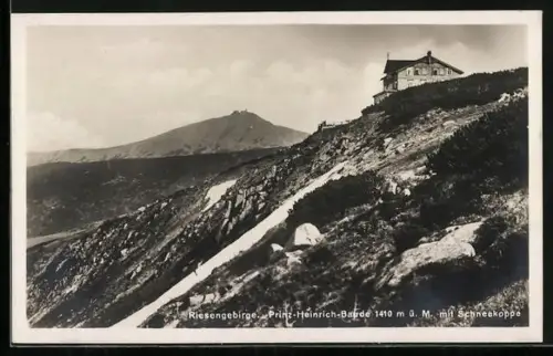 AK Prinz-Heinrich-Baude, Berghütte mit Schneekoppe, Riesengebirge