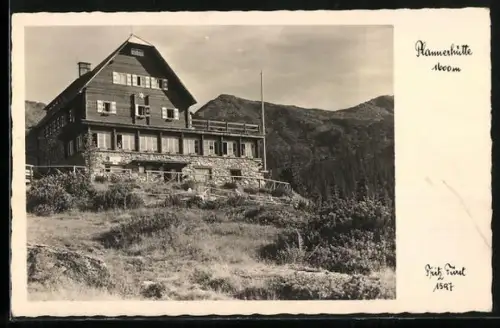AK Plannerhütte, Ansicht mit Bergen