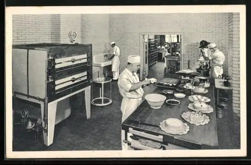 AK Swift`s Company`s Research Bakery, Blick in Backstube, Bäcker, Konditore