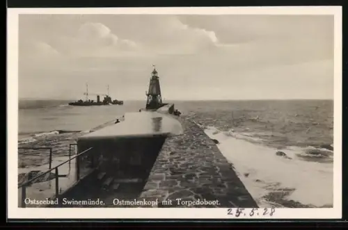 AK Swinemünde, Ostmolenkopf mit Torpedoboot