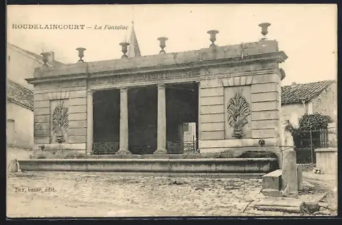 AK Houdelaincourt, La Fontaine