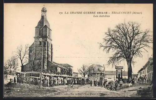 AK Triaucourt, Les Autobus