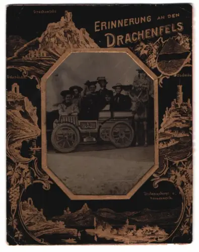 Fotografie Ferrotypie, Ansicht Königswinter, Gruppenfoto in einer Autokulisse und auf Holzesel, auf dem Drachenfels