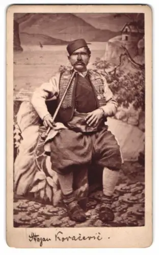 Fotografie Porträt Stojan Kovacevic, Freiheitskämpfer für Herzegovina, Anführer des Aufstand 1882 gegen Österreich