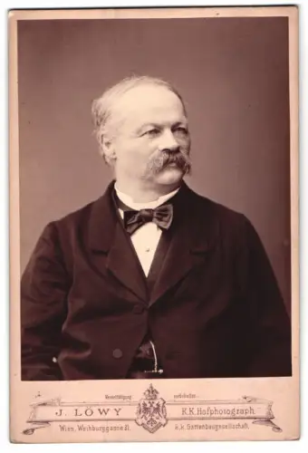 Fotografie J. Löwy, Wien, Weihburggasse 31, Freiherr Dr. Cajetan von Felder, Bürgermeister von Wien