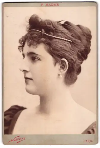 Fotografie P. Nadar, Paris, Rue d`Anjou 51, Clara Ward, Princesse de Caraman-Chimay, begang 1916 Selbstmord, 1896
