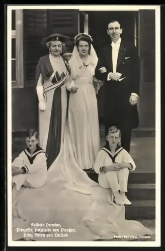 AK Kaiserin Herine von Reuss, Prinzessin Herzeleide von Preussen und ihr Gemahl Prinz Biron von Curland