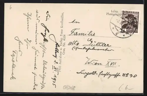 AK Hartberg /Oststmk., Ortsansicht vor Feldern und Berg