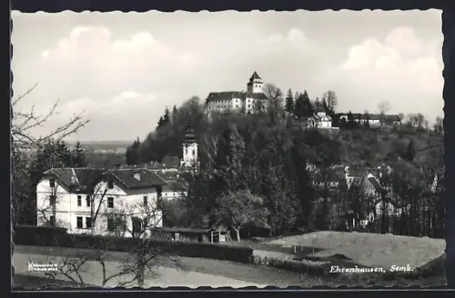 AK Ehrenhausen /Stmk., Teilansicht mit Schloss
