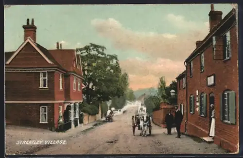 AK Streatley, Village