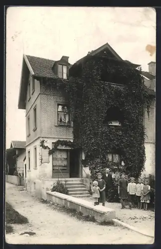 Foto-AK Freilassing, Geschäft & Haus Max Gastager