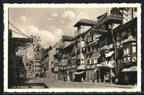 AK Lindau / Bodensee, Hauptstrasse mit Gasthaus zum Sünfzen