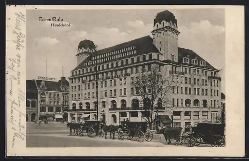 AK Essen, Handelshof u. Grand Hotel, Pferdekutschen