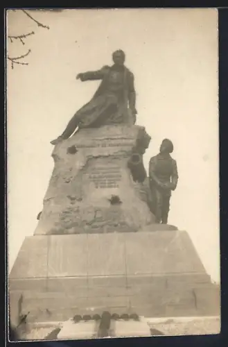 Foto-AK Sewastopol, Denkmal
